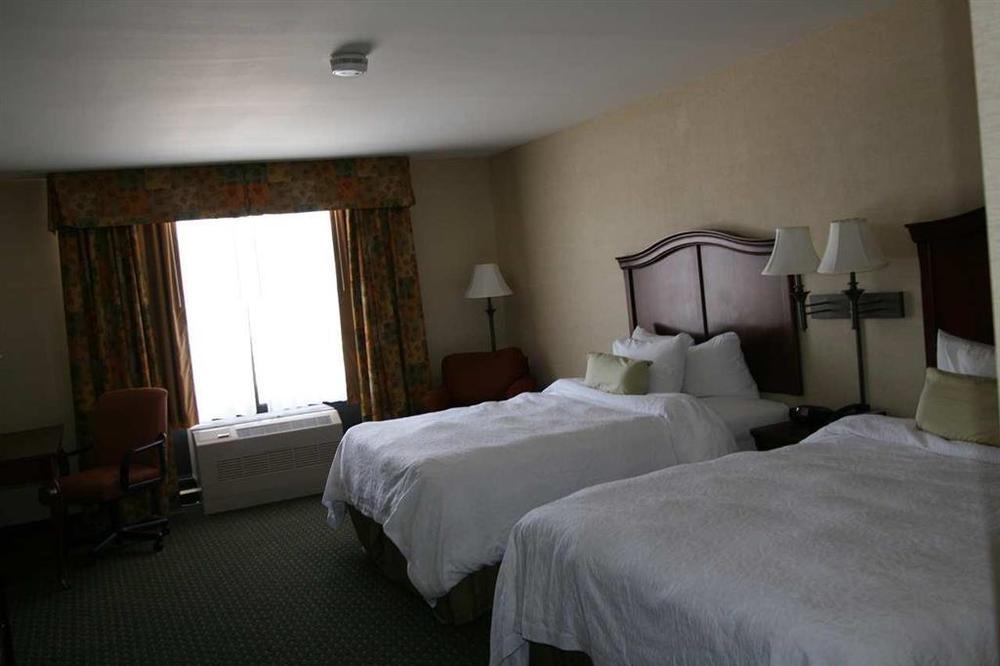 Hampton By Hilton Brattleboro Hotel Eksteriør billede